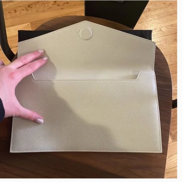 HOST PICK 🎉  YSL Uptown clutch - Picture 4 of 7